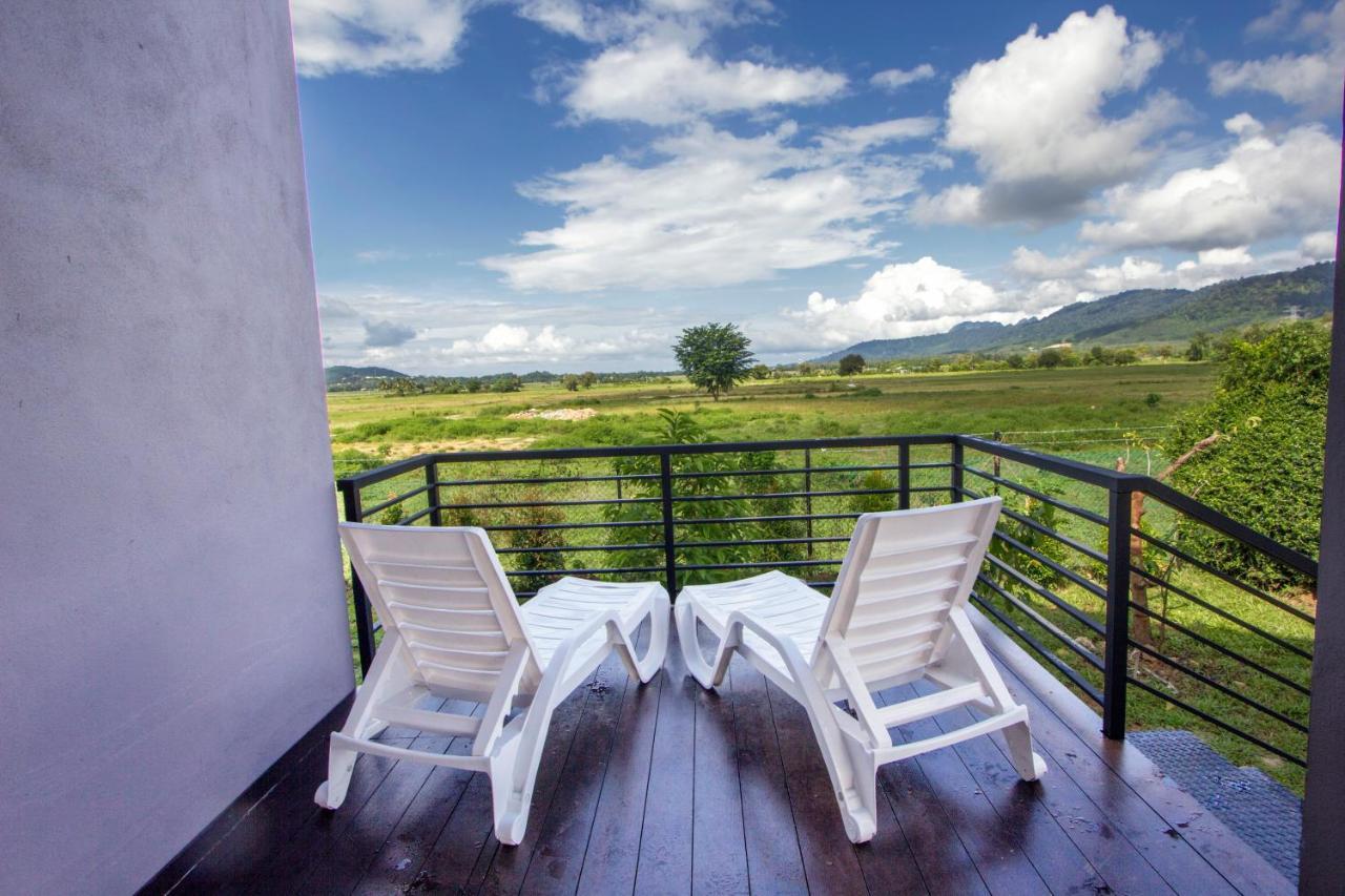 Villa Paddy Padang Mat Sirat Екстер'єр фото