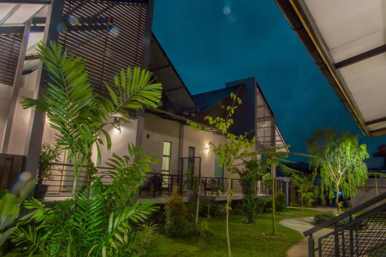 Villa Paddy Padang Mat Sirat Екстер'єр фото