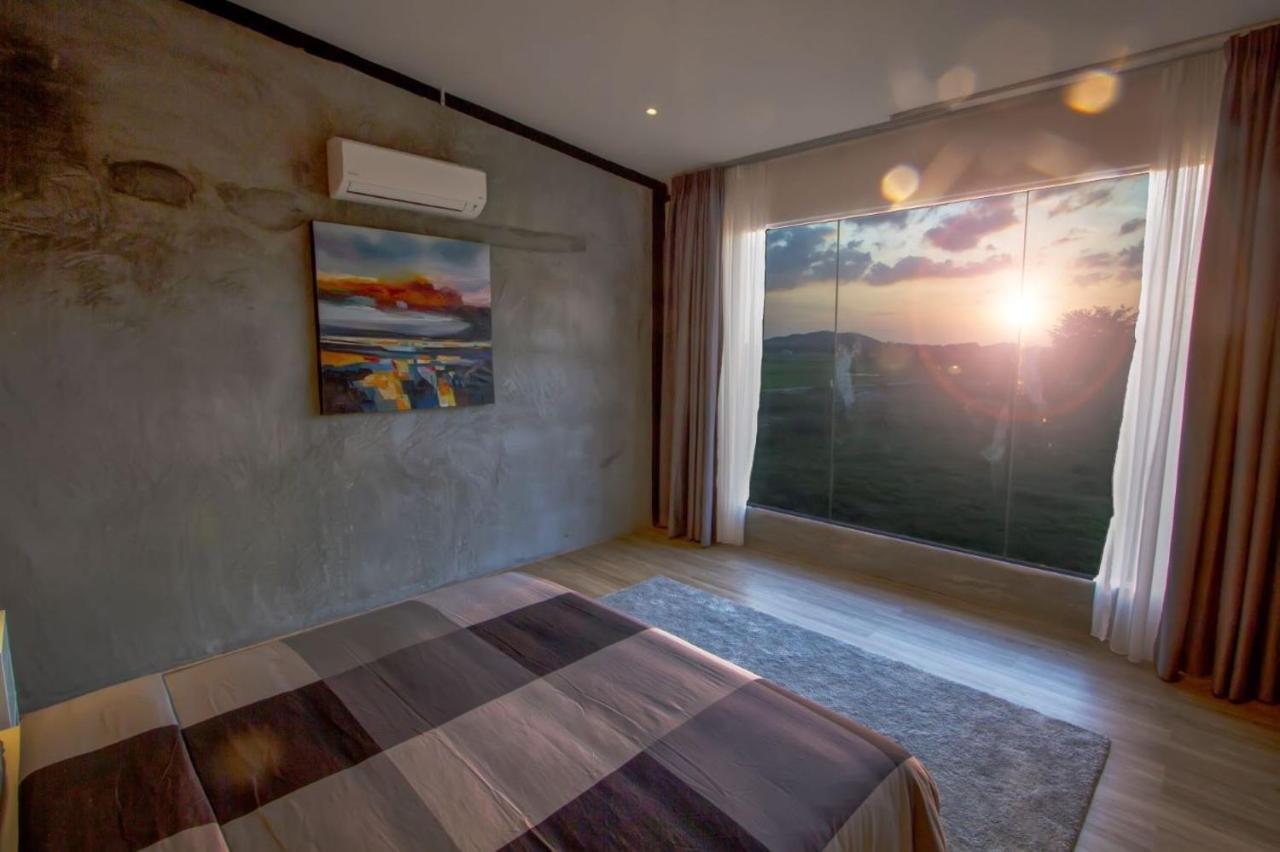 Villa Paddy Padang Mat Sirat Екстер'єр фото